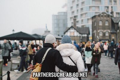 Partnersuche ab 60 Jahre | Stille deine Bedürfnis nach Liebe!